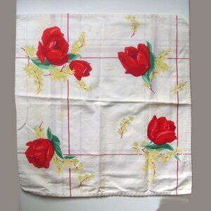 Set of 4 Red Tulip Flower Napkins Cotton &/or Linen Retro Vintage Spring Floral